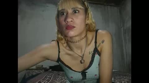 Cami y Dany online show from April 25, 2026, 1:41 am