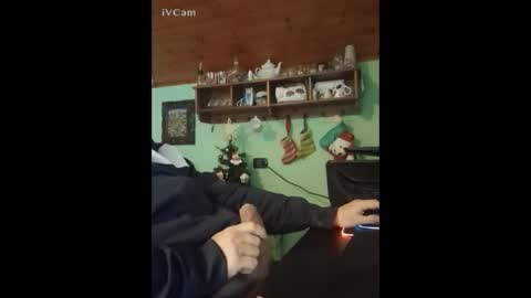 Snapshot of danym89 chatting on December 2, 2025, 10:20 am danym89 online show from December 2, 2025, 10:20 am