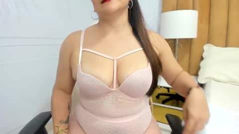 Daphne online show from March 1, 2025, 5:42 am