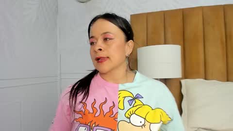 Daphne online show from March 6, 2025, 8:52 am