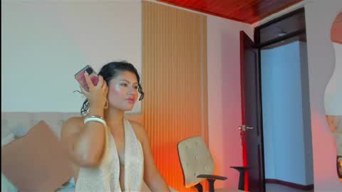 Antonella Mora online show from May 29, 2026, 1:20 pm