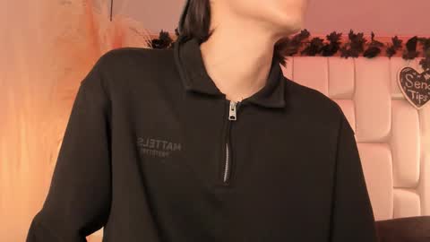 daphne_and_roger online show from March 4, 2026, 11:16 am