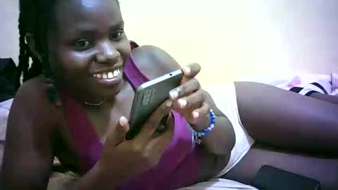 daphne online show from March 10, 2026, 8:47 pm