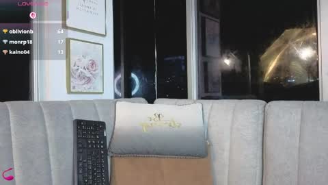 Snapshot of daphne_chers chatting on April 28, 2026, 2:27 am daphne_chers online show from April 28, 2026, 2:27 am