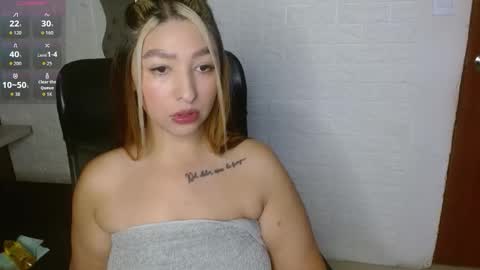 Snapshot of daphne_walton chatting on November 26, 2025, 10:38 am daphne_walton online show from November 26, 2025, 10:38 am