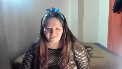 Snapshot of daphnegirlsexxy chatting on December 15, 2025, 5:01 am daphnegirlsexxy online show from December 15, 2025, 5:01 am