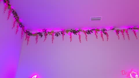 Snapshot of daphnemadison chatting on November 7, 2025, 9:15 pm Daphne Madison online show from November 7, 2025, 9:15 pm