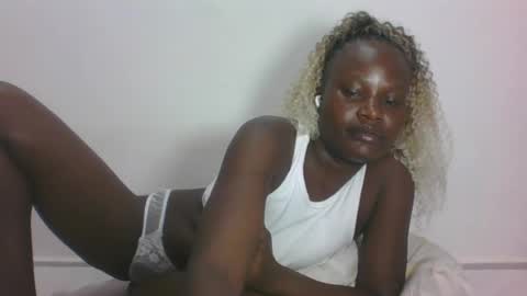 ESTHER online show from July 3, 2026, 10:32 am