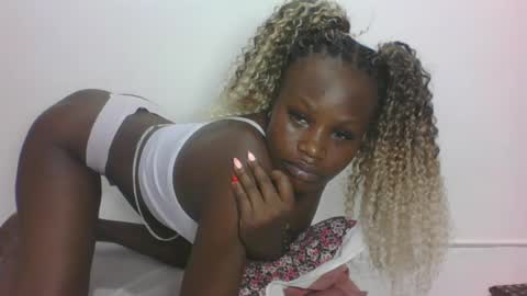 ESTHER online show from July 11, 2026, 5:43 am