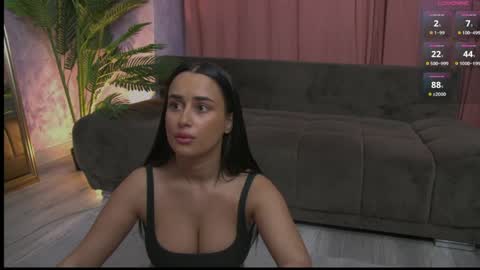 Darcie online show from April 23, 2026, 7:05 pm