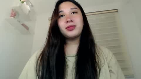 Snapshot of darcy_world chatting on January 5, 2026, 7:06 pm DARCY online show from January 5, 2026, 7:06 pm