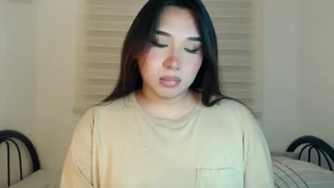 Snapshot of darcy_world chatting on April 7, 2026, 7:03 pm DARCY online show from April 7, 2026, 7:03 pm