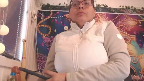 Tania Vergez online show from April 16, 2026, 10:16 am