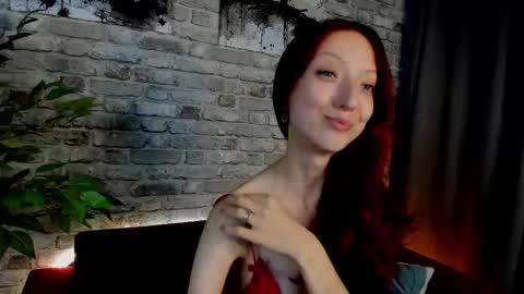 Daria J online show from September 18, 2025, 4:03 am