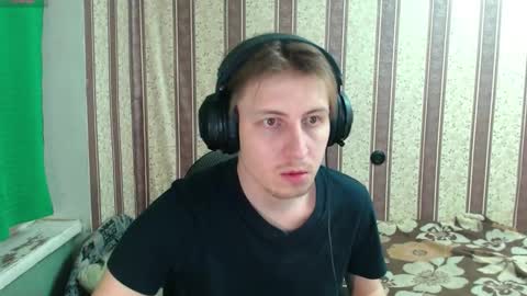 darienlarge online show from November 21, 2025, 6:28 pm