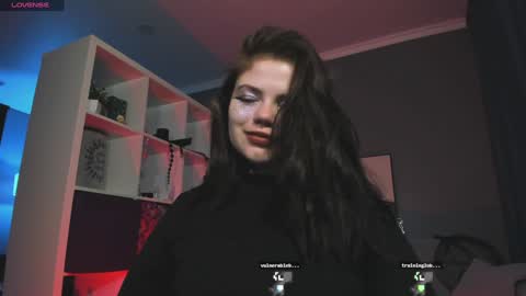 Dari the it woman online show from January 18, 2025, 12:02 am