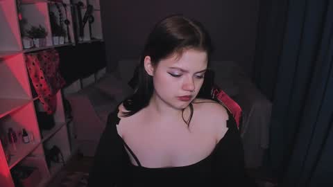 Dari the it woman online show from January 23, 2025, 12:46 am