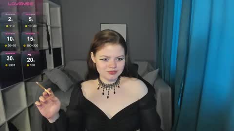 Dari the it woman online show from March 10, 2025, 6:05 am