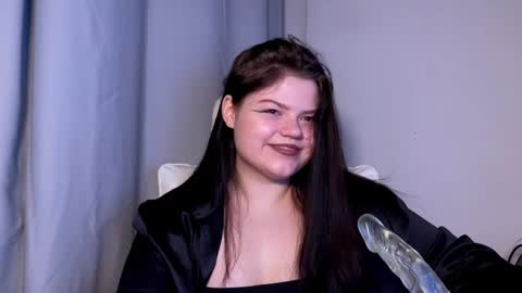 darina_wilsons online show from January 6, 2026, 2:48 am