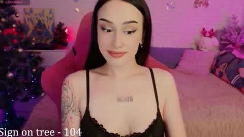 Snapshot of darinek0 chatting on December 16, 2025, 4:28 am Neko online show from December 16, 2025, 4:28 am