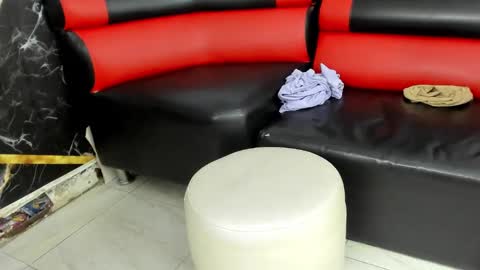 Snapshot of daring_latinavip chatting on December 10, 2024, 10:17 am Ara online show from December 10, 2024, 10:17 am