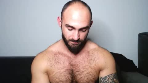 Snapshot of dariomuscle1993 chatting on December 4, 2025, 7:55 pm Dario Muscel King online show from December 4, 2025, 7:55 pm