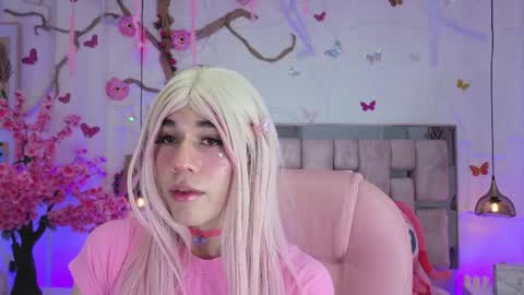 DaripQueen online show from April 7, 2026, 2:28 pm