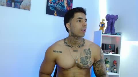 Darius Phoenix  online show from May 29, 2026, 7:45 pm