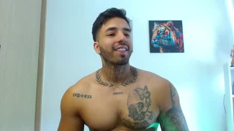 Snapshot of darius_phoenix chatting on July 2, 2026, 5:30 pm Darius Phoenix online show from July 2, 2026, 5:30 pm