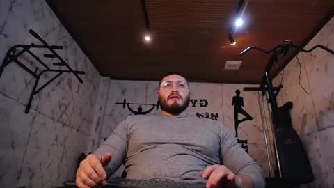 Snapshot of darius_wolfe chatting on April 28, 2026, 10:53 am Darius online show from April 28, 2026, 10:53 am