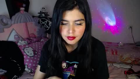 Snapshot of dark_angel_66 chatting on December 17, 2025, 11:00 pm Moony online show from December 17, 2025, 11:00 pm