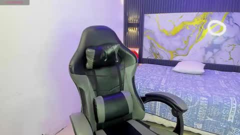 DARCK online show from March 11, 2026, 1:06 pm