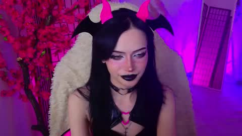 Snapshot of dark_diva chatting on February 21, 2026, 9:05 pm Diva online show from February 21, 2026, 9:05 pm