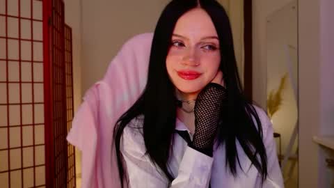 Snapshot of dark_diva chatting on June 12, 2026, 9:03 pm Diva online show from June 12, 2026, 9:03 pm