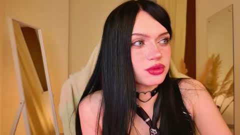 Snapshot of dark_diva chatting on June 30, 2026, 9:38 pm Diva online show from June 30, 2026, 9:38 pm