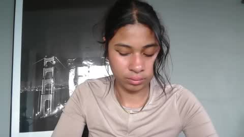 Sofia online show from February 3, 2026, 9:53 pm