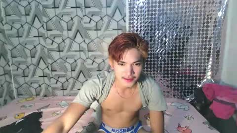 Snapshot of dark_lustxox chatting on March 22, 2026, 11:35 am dark_lustxox online show from March 22, 2026, 11:35 am