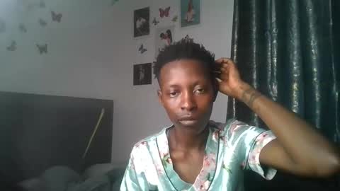 Snapshot of dark_mellanin chatting on May 25, 2026, 7:47 am dark_mellanin online show from May 25, 2026, 7:47 am