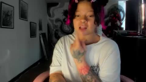 Snapshot of dark_miau chatting on November 30, 2025, 5:17 pm miau online show from November 30, 2025, 5:17 pm