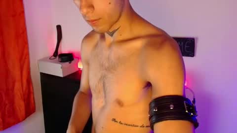 rosse online show from March 1, 2026, 3:52 am