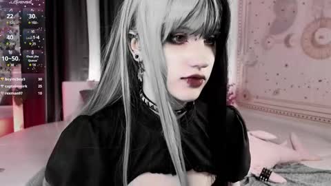 Snapshot of dark_vamp_ chatting on March 8, 2025, 3:13 pm Vamp online show from March 8, 2025, 3:13 pm