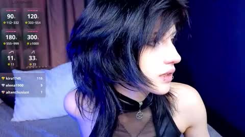 Vamp  online show from September 24, 2025, 4:43 pm