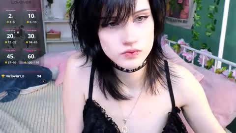 Vamp  online show from October 3, 2025, 4:37 pm