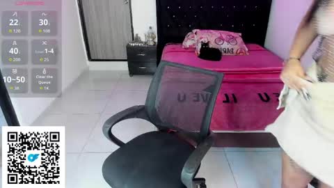 dannaxlove online show from April 14, 2026, 2:12 pm