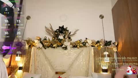 Angel Darcy  online show from November 18, 2025, 11:37 pm