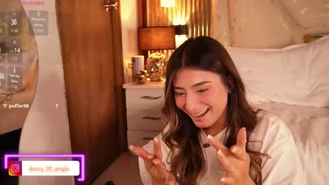 Angel Darcy  online show from March 6, 2026, 11:12 pm