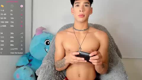 Snapshot of darkboy26_ chatting on July 9, 2026, 2:37 am Blake online show from July 9, 2026, 2:37 am