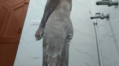 Snapshot of darkbud03 chatting on October 27, 2025, 11:03 am just a guy online show from October 27, 2025, 11:03 am