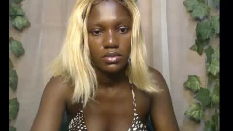 sexygal online show from September 19, 2025, 12:12 am