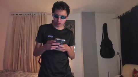 Snapshot of darkdesire_1 chatting on January 25, 2025, 2:58 am darkdesire_1 online show from January 25, 2025, 2:58 am